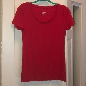 red t shirt